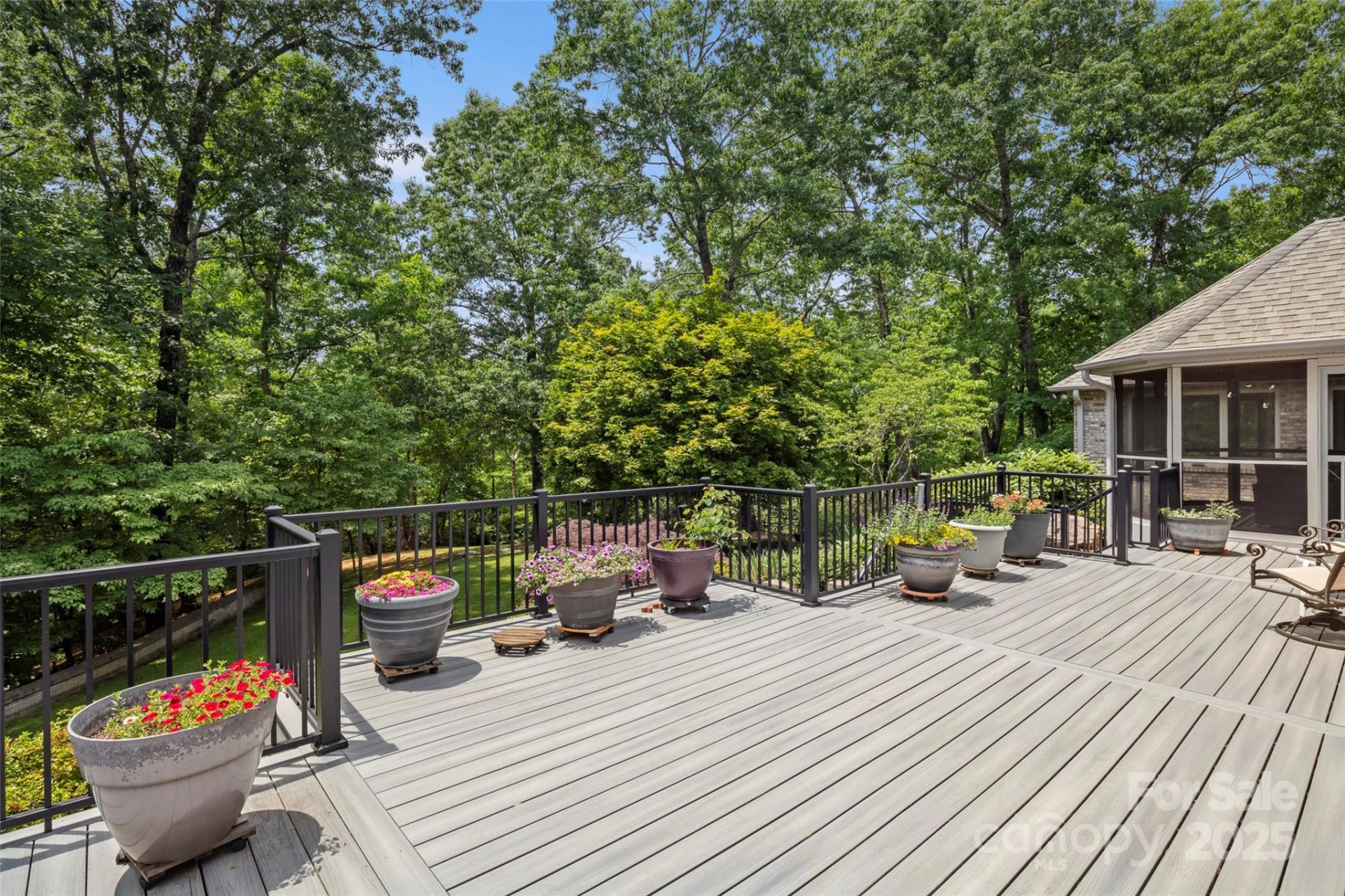 421 Boundary Road - Photo 12