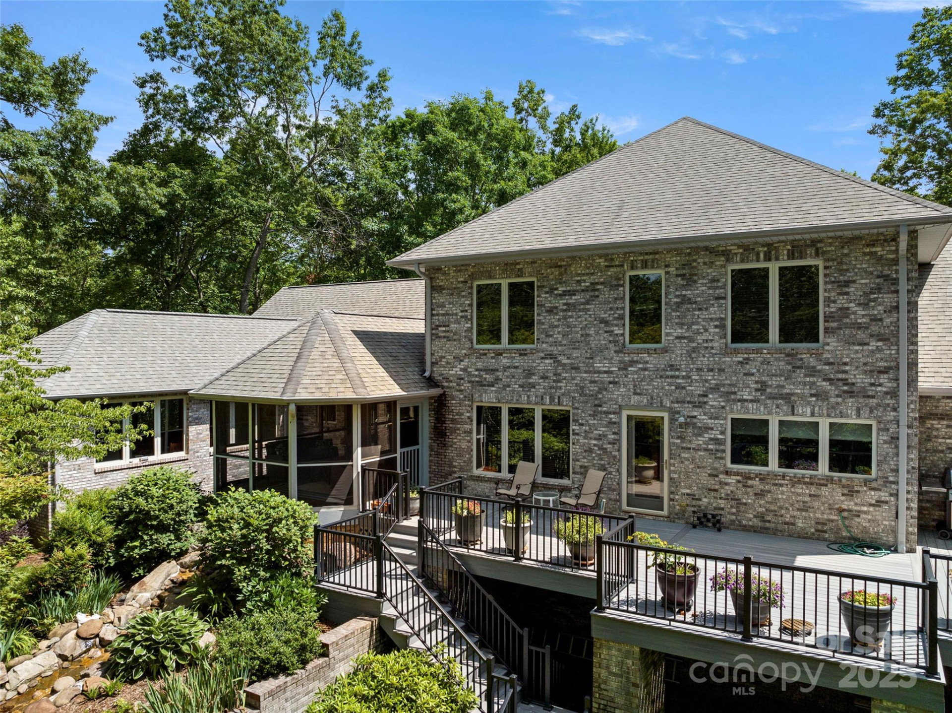 421 Boundary Road - Photo 18