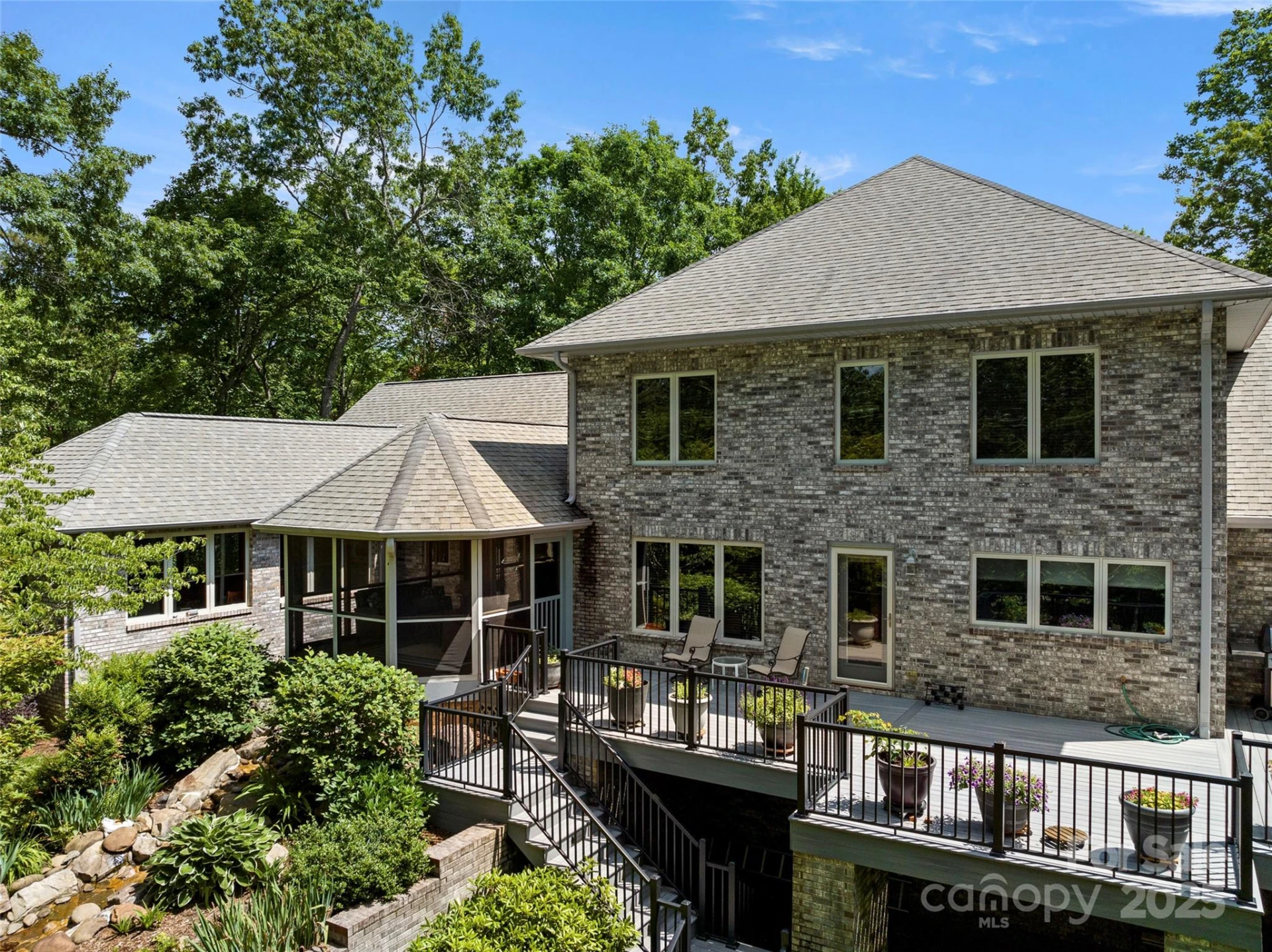 421 Boundary Road - Photo 18