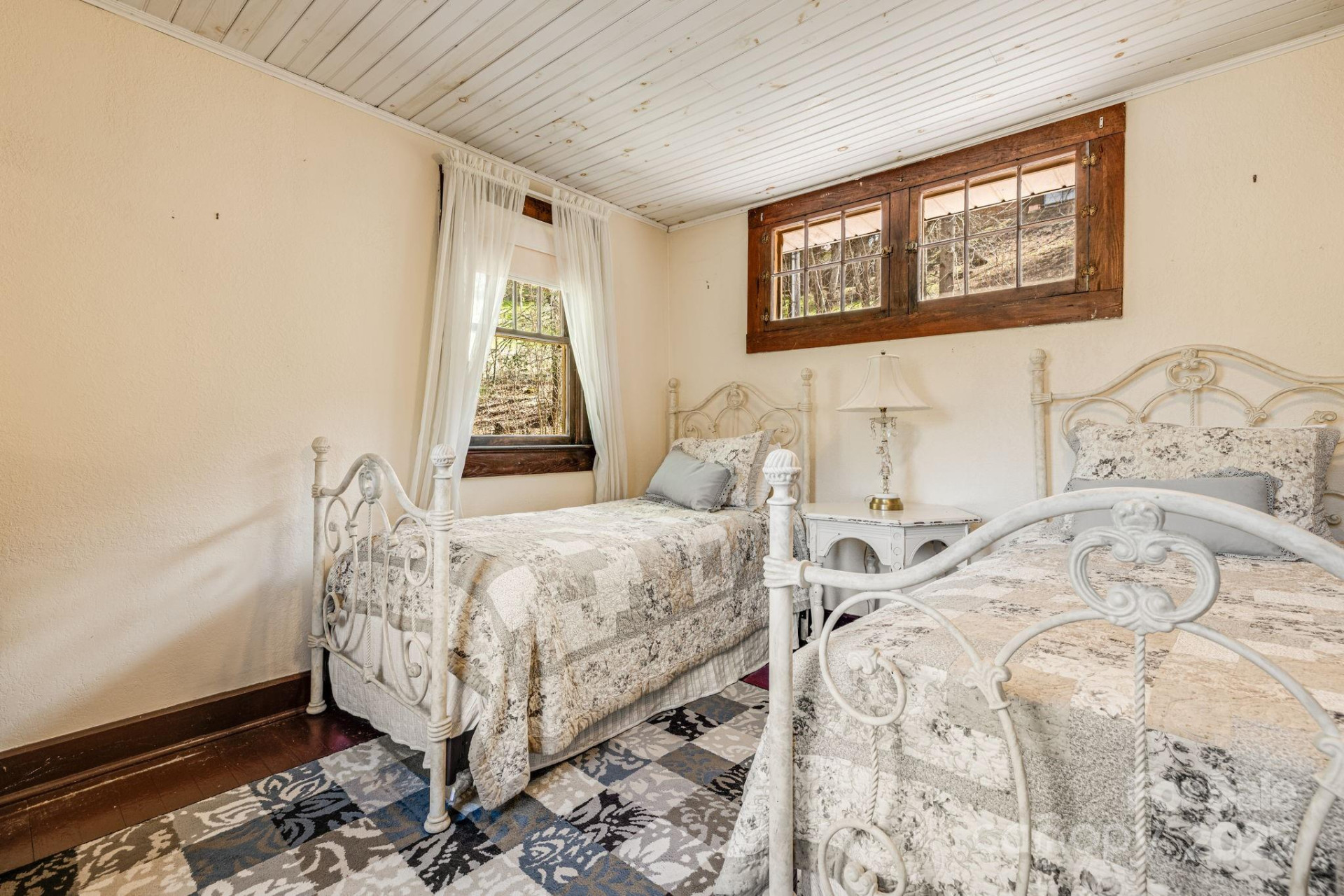 153 Skyway Drive - Photo 12
