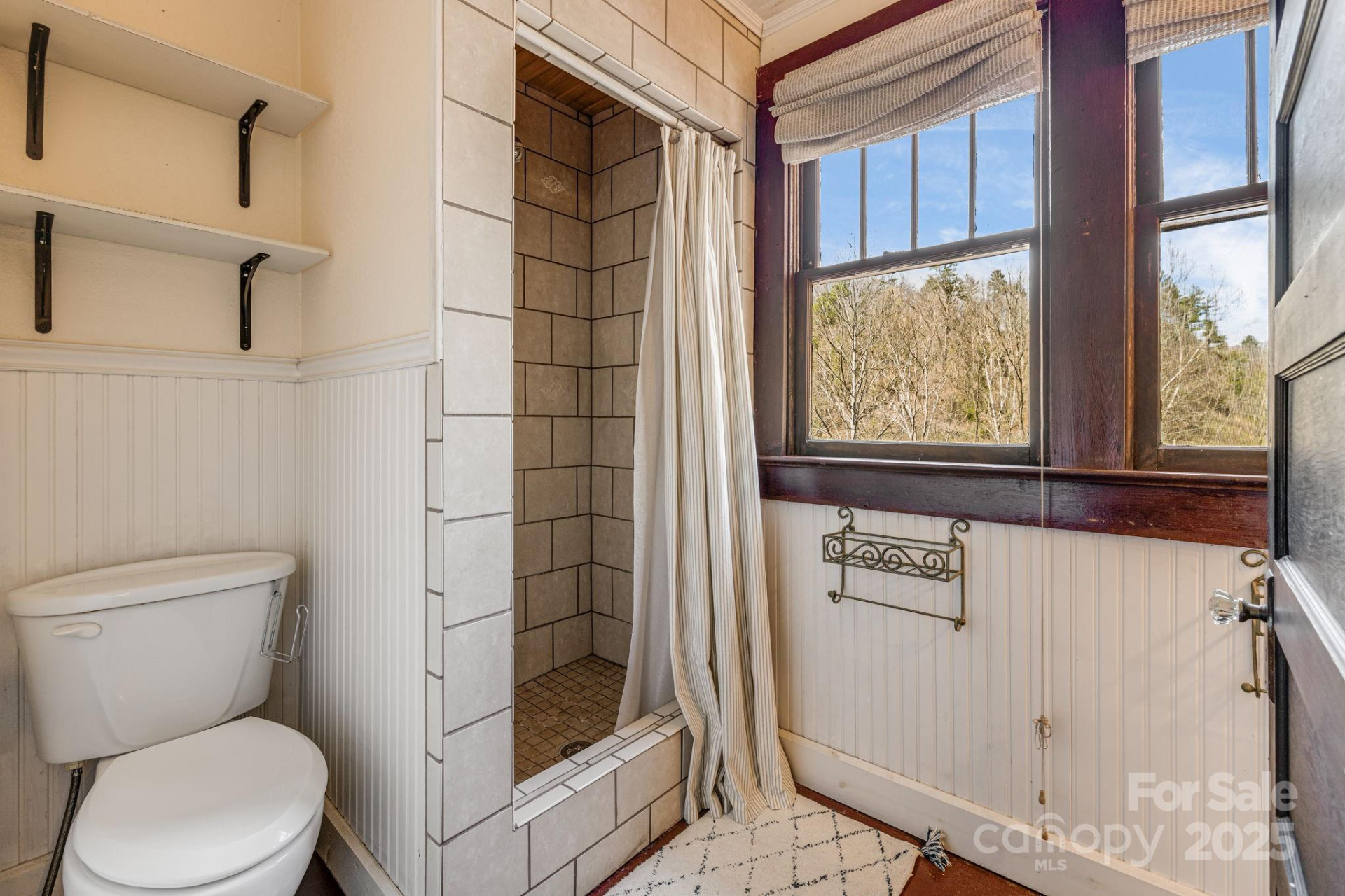 153 Skyway Drive - Photo 13