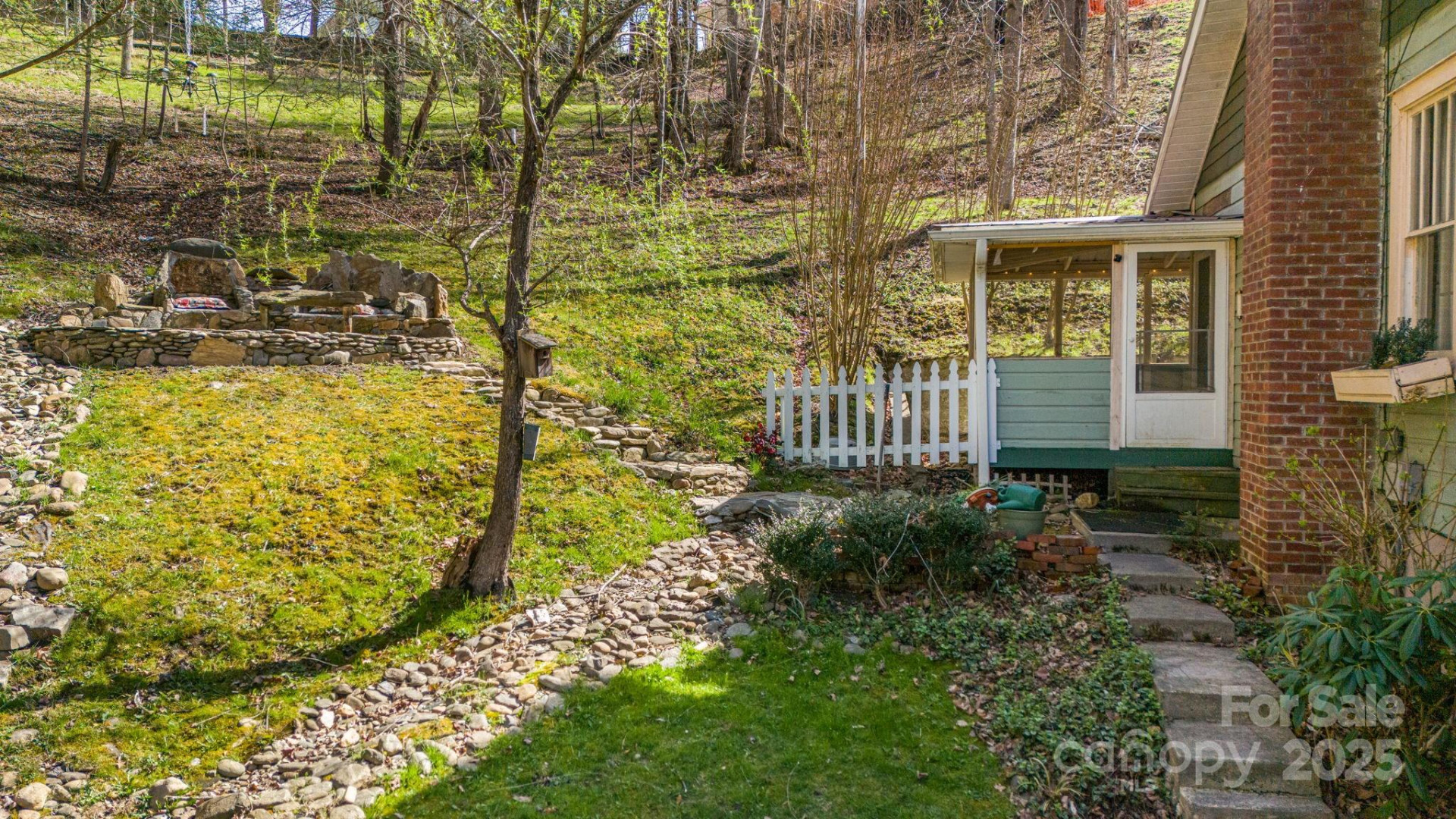 153 Skyway Drive - Photo 18