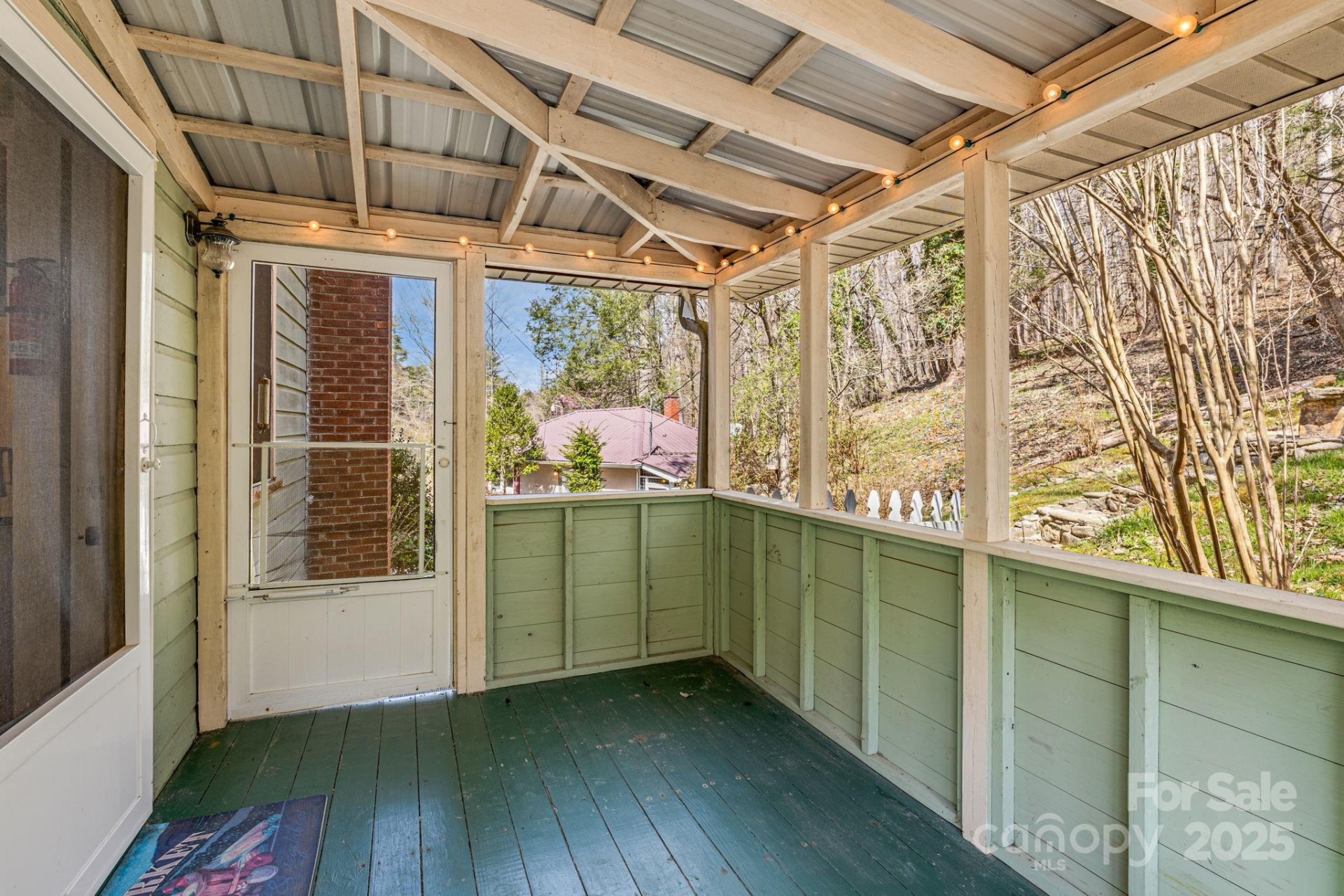 153 Skyway Drive - Photo 19