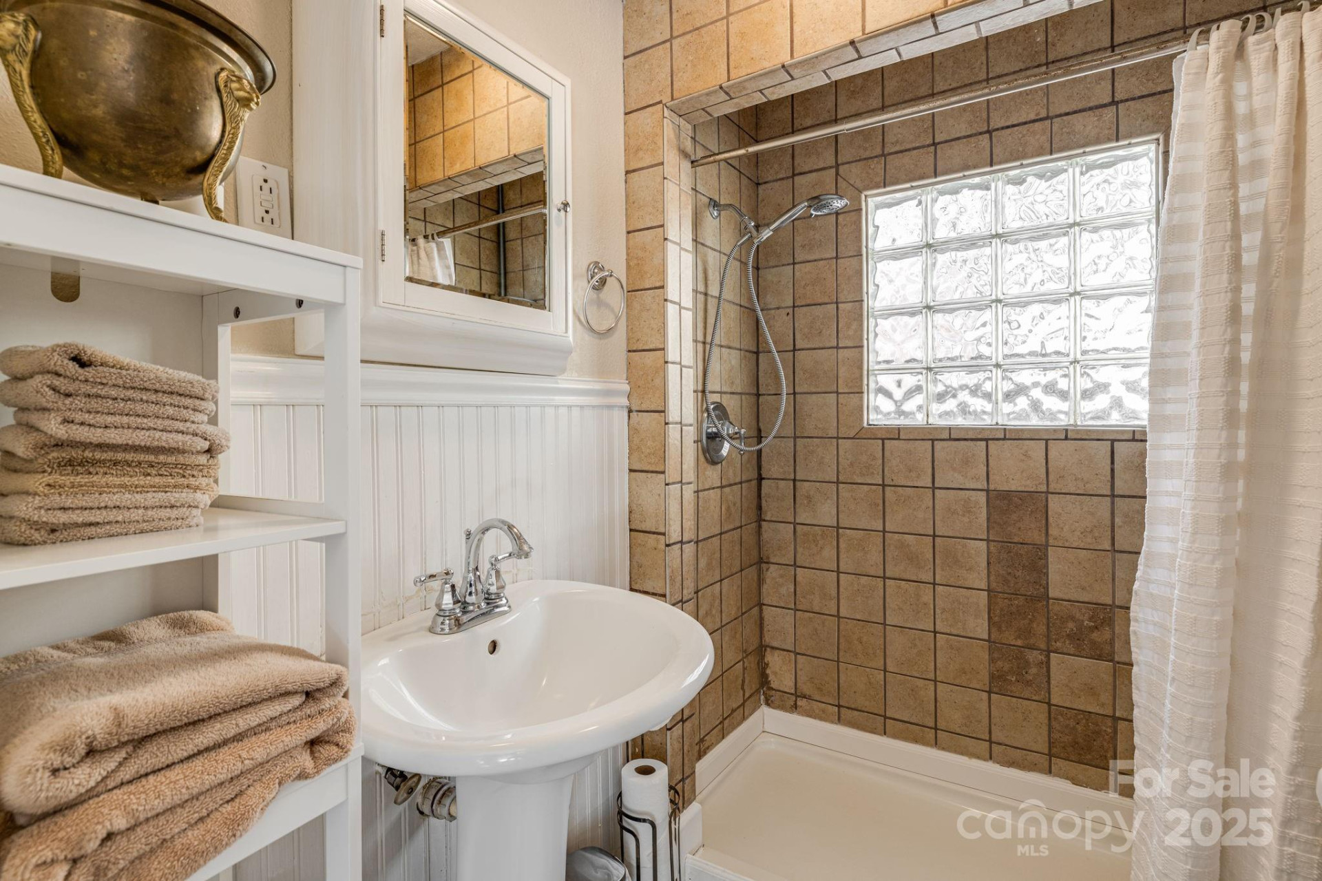 153 Skyway Drive - Photo 24