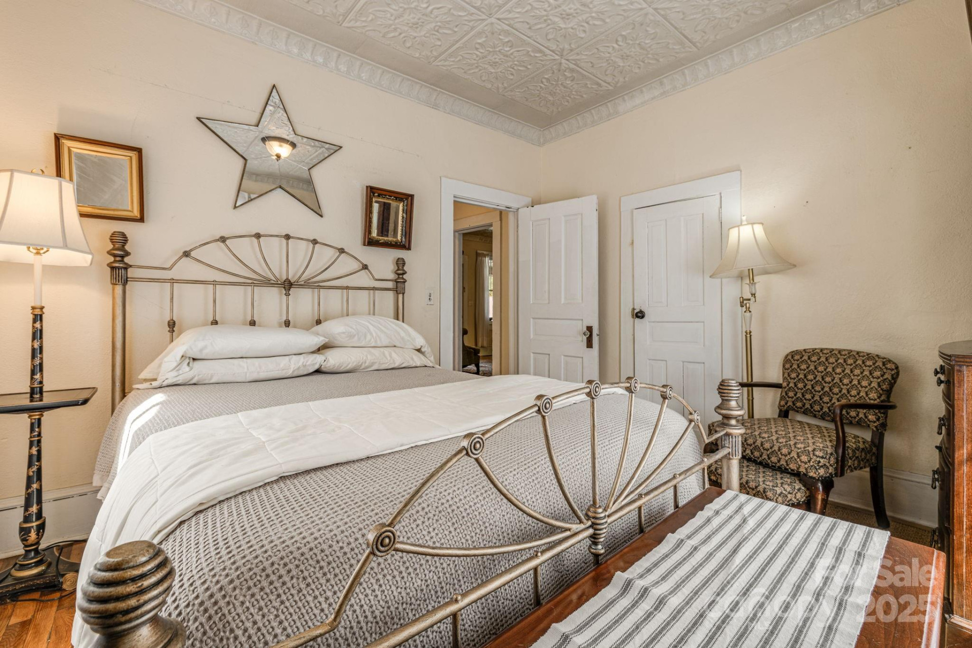 153 Skyway Drive - Photo 9