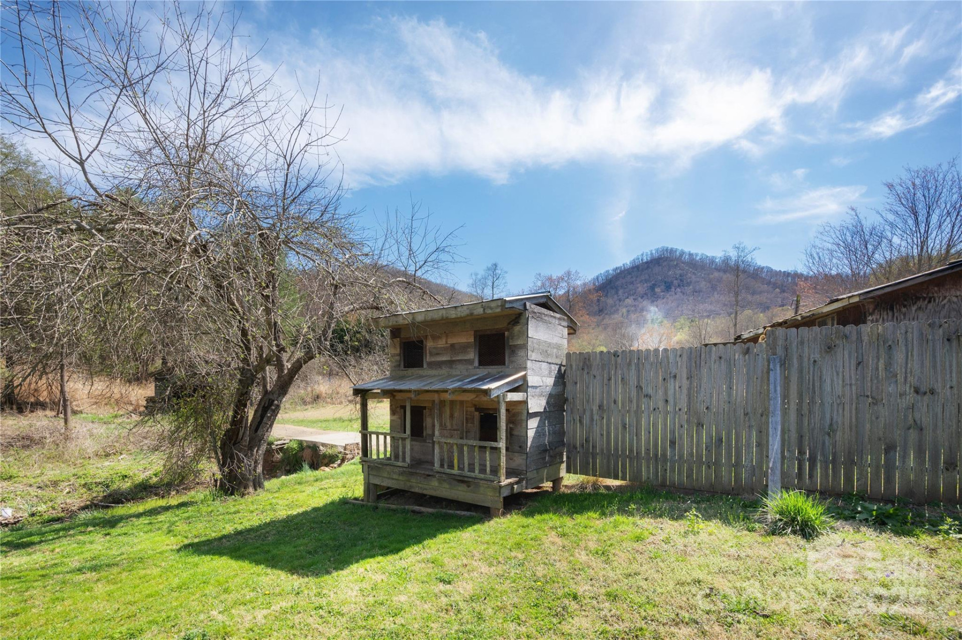 492 Paint Fork Road - Photo 8