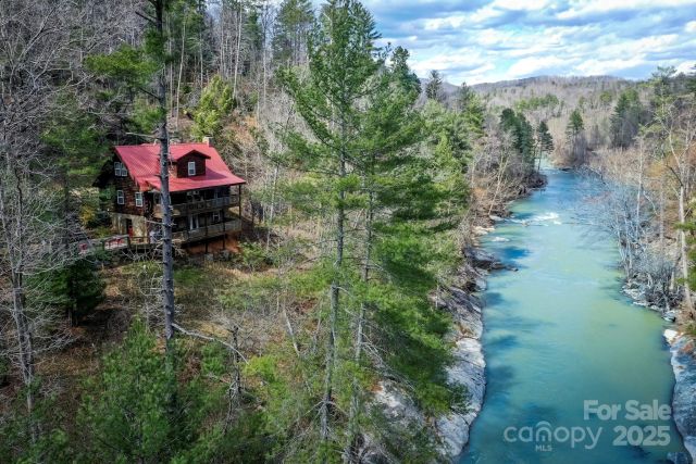 351 Chickadee Avenue