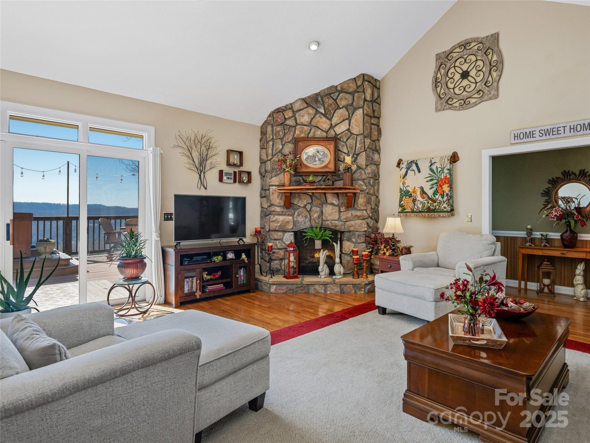 288 Hawks Point Drive - Photo 2