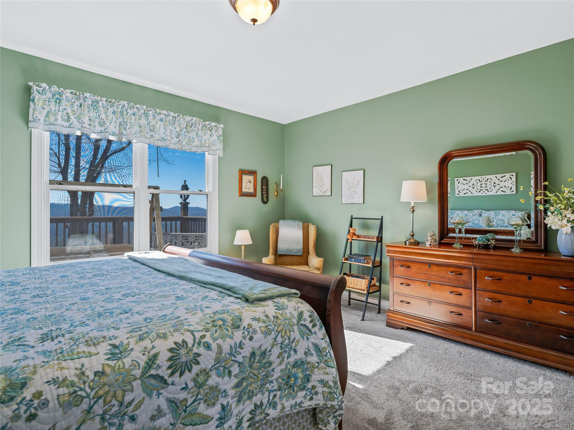 288 Hawks Point Drive - Photo 17