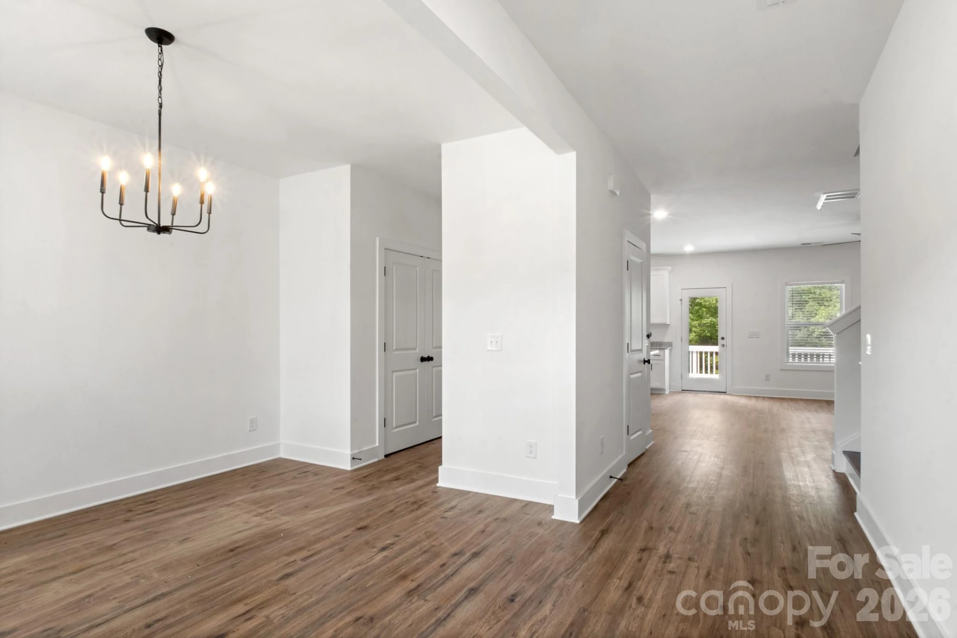 3022 Woodlands Creek Drive - Photo 5