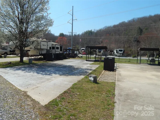 50 Timber Leaf Drive
