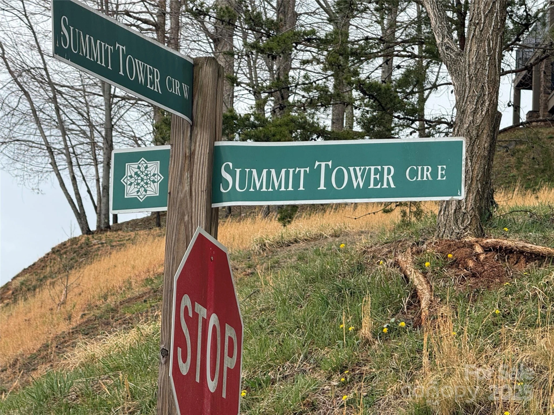 140 Summit Tower Circle #212 - Photo 9
