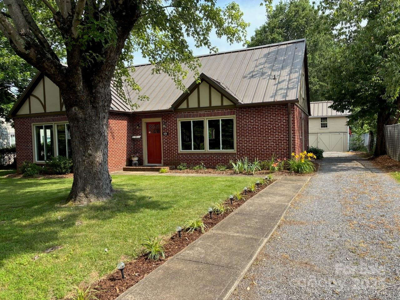 634 Rutherford Road - Photo 4