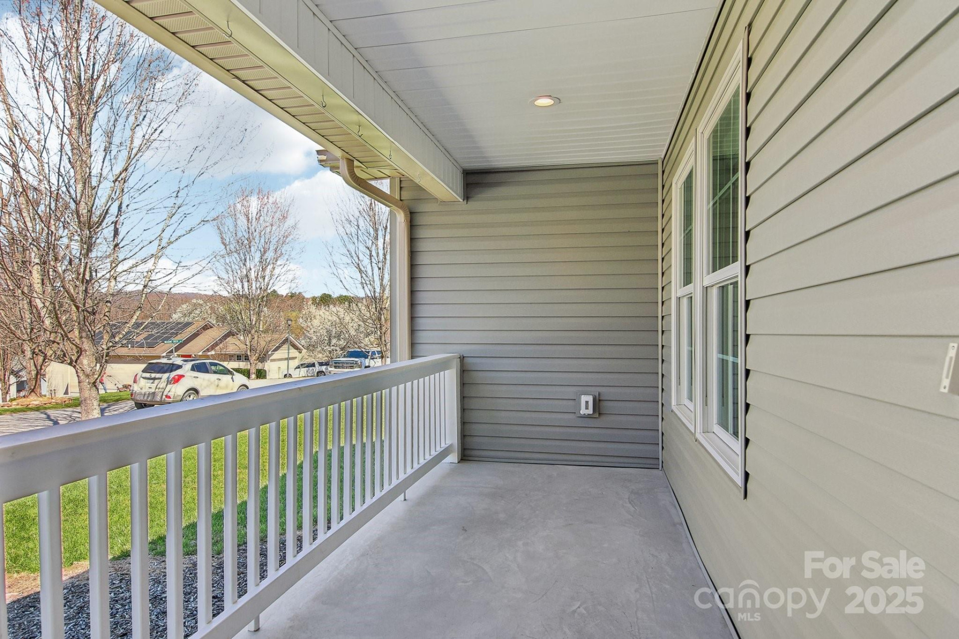281 Plato Place - Photo 2