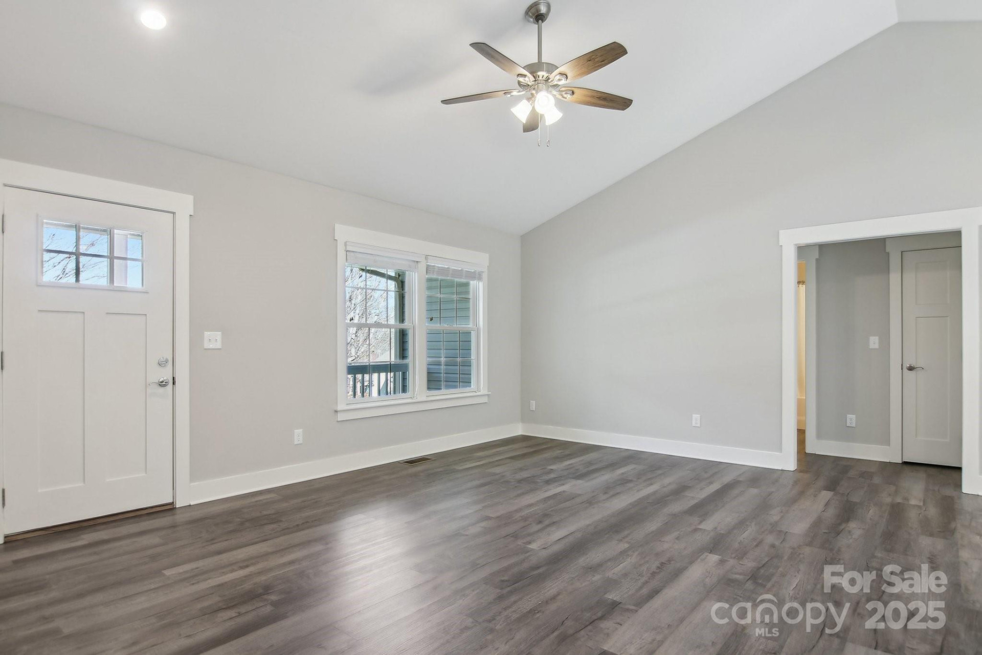 281 Plato Place - Photo 4