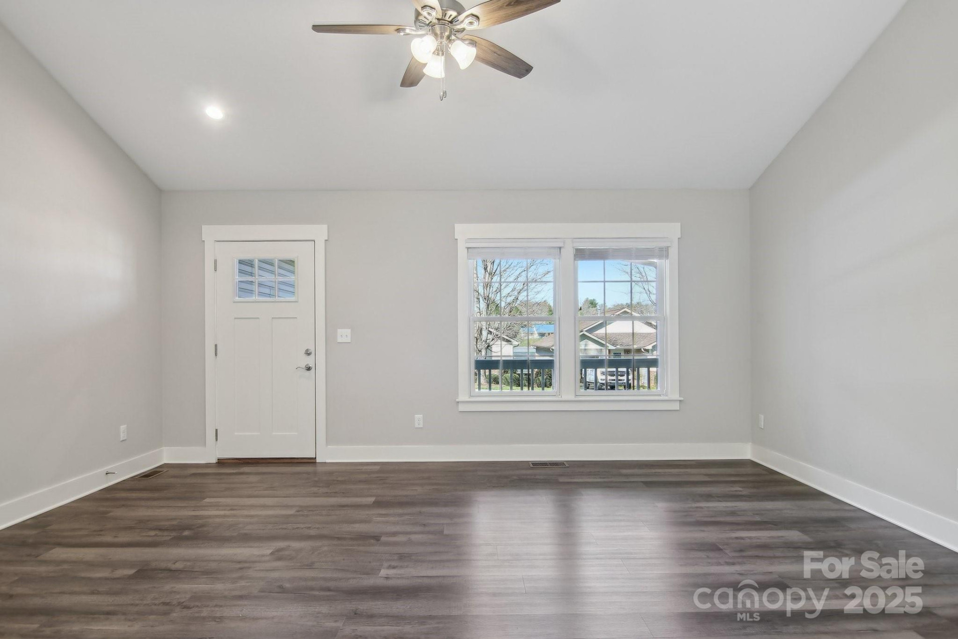 281 Plato Place - Photo 6
