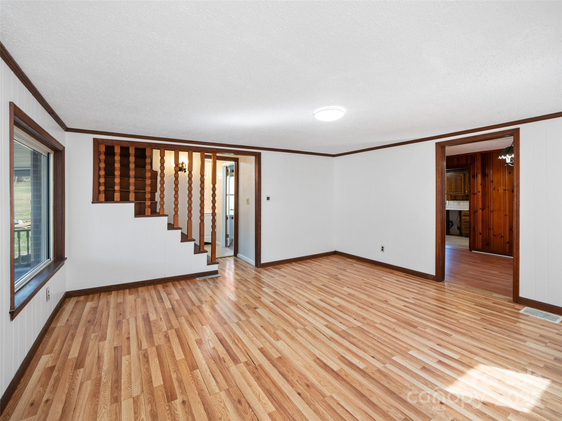 384 Flat Creek Road - Photo 10