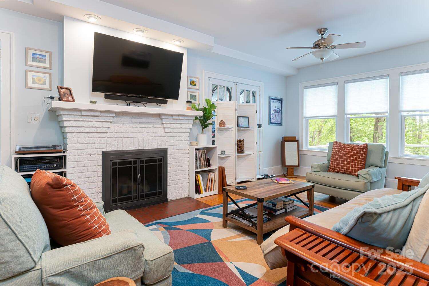 1 Kenilworth Road - Photo 15