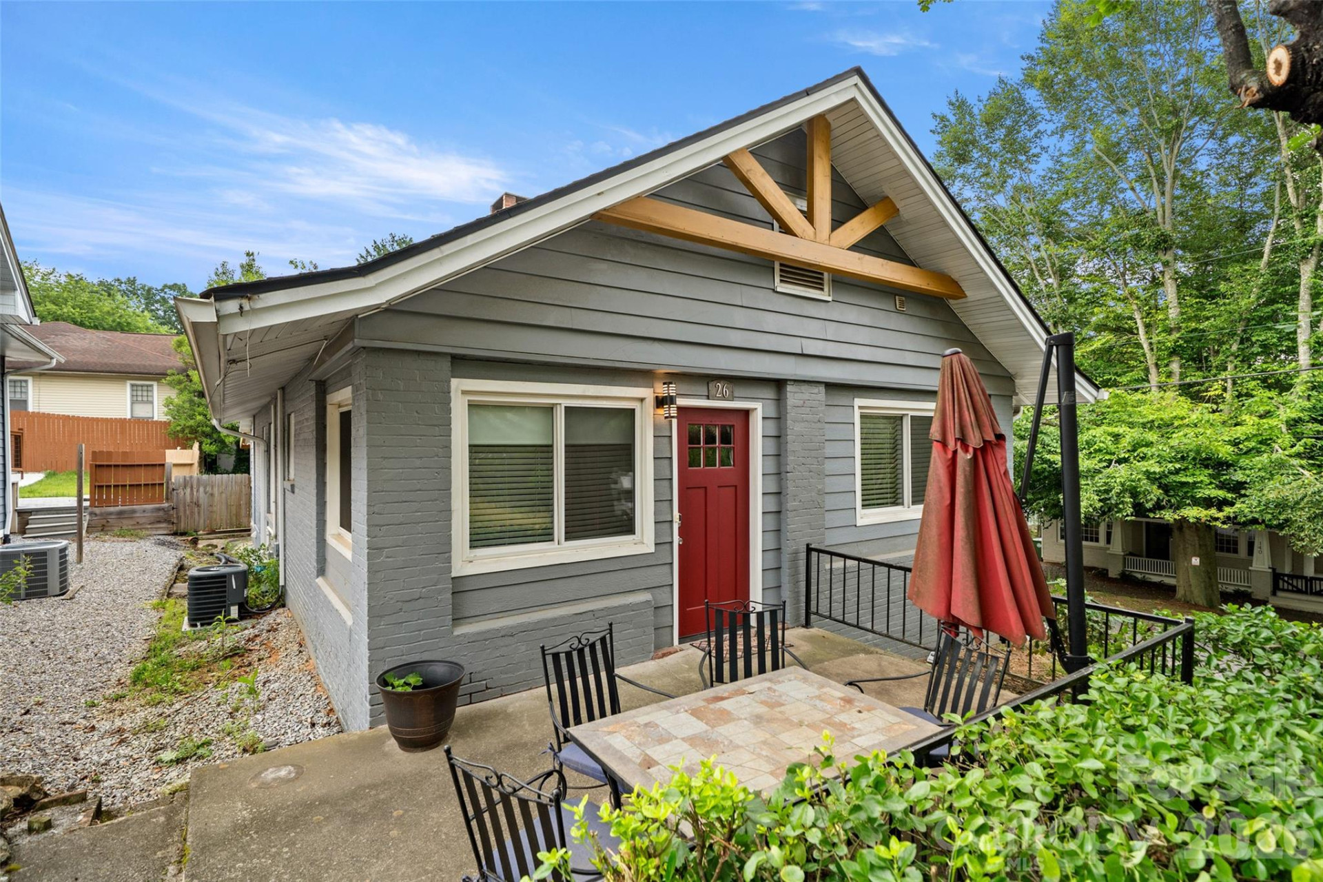 26 Hanover Street - Photo 2