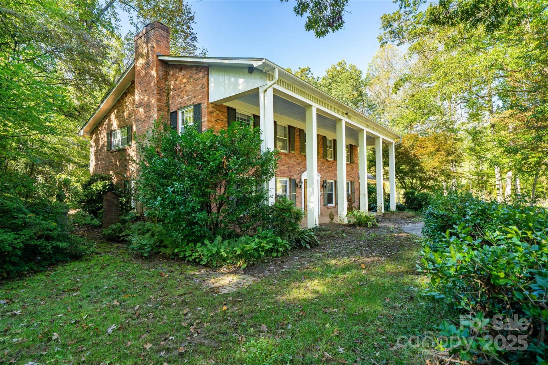 21 Riverbend Road - Photo 2