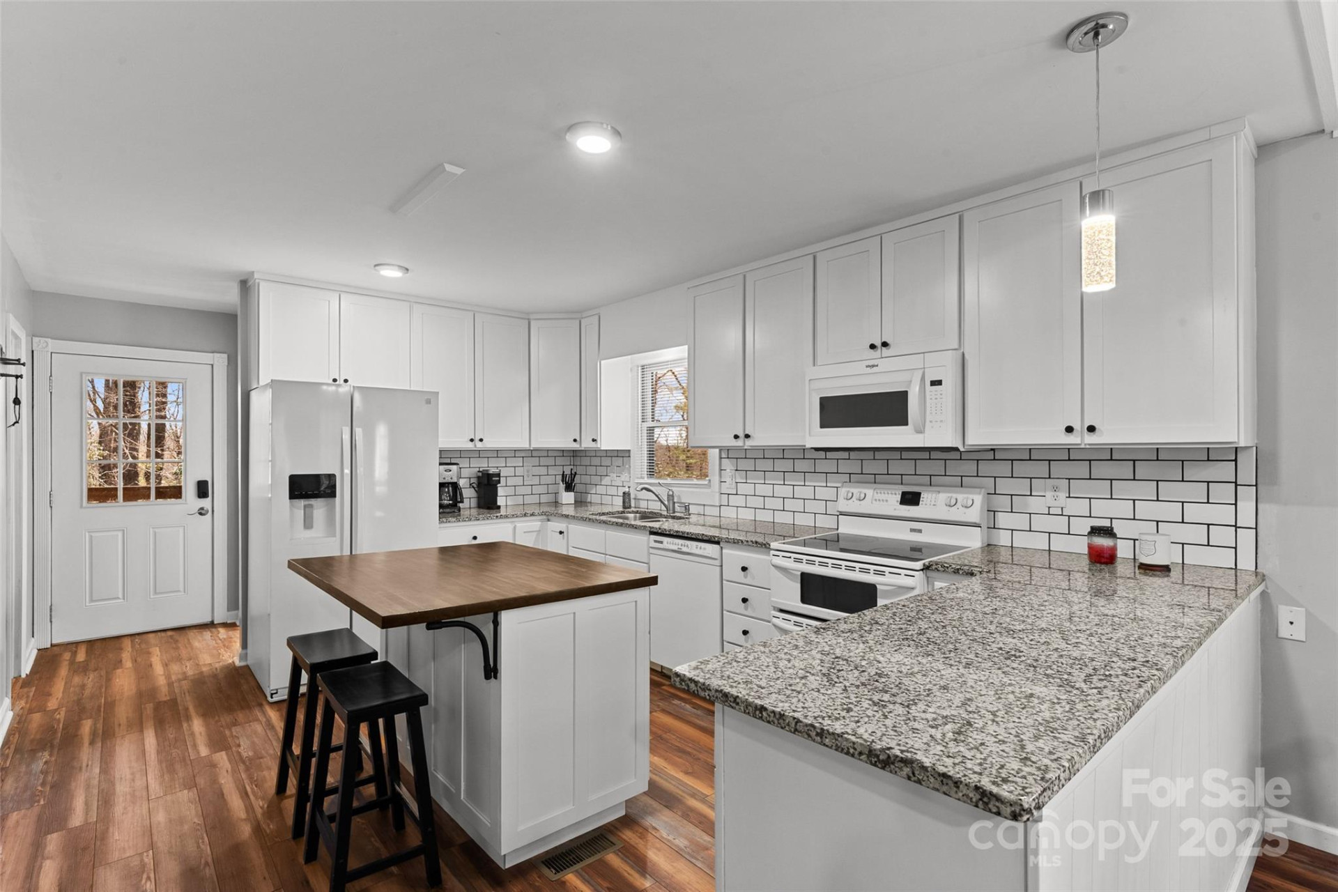 46 Wahuhu Court - Photo 8