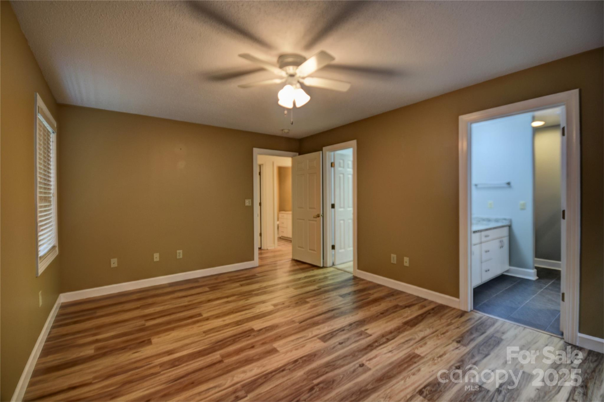 1465 Lakeshore Drive #D1 - Photo 17