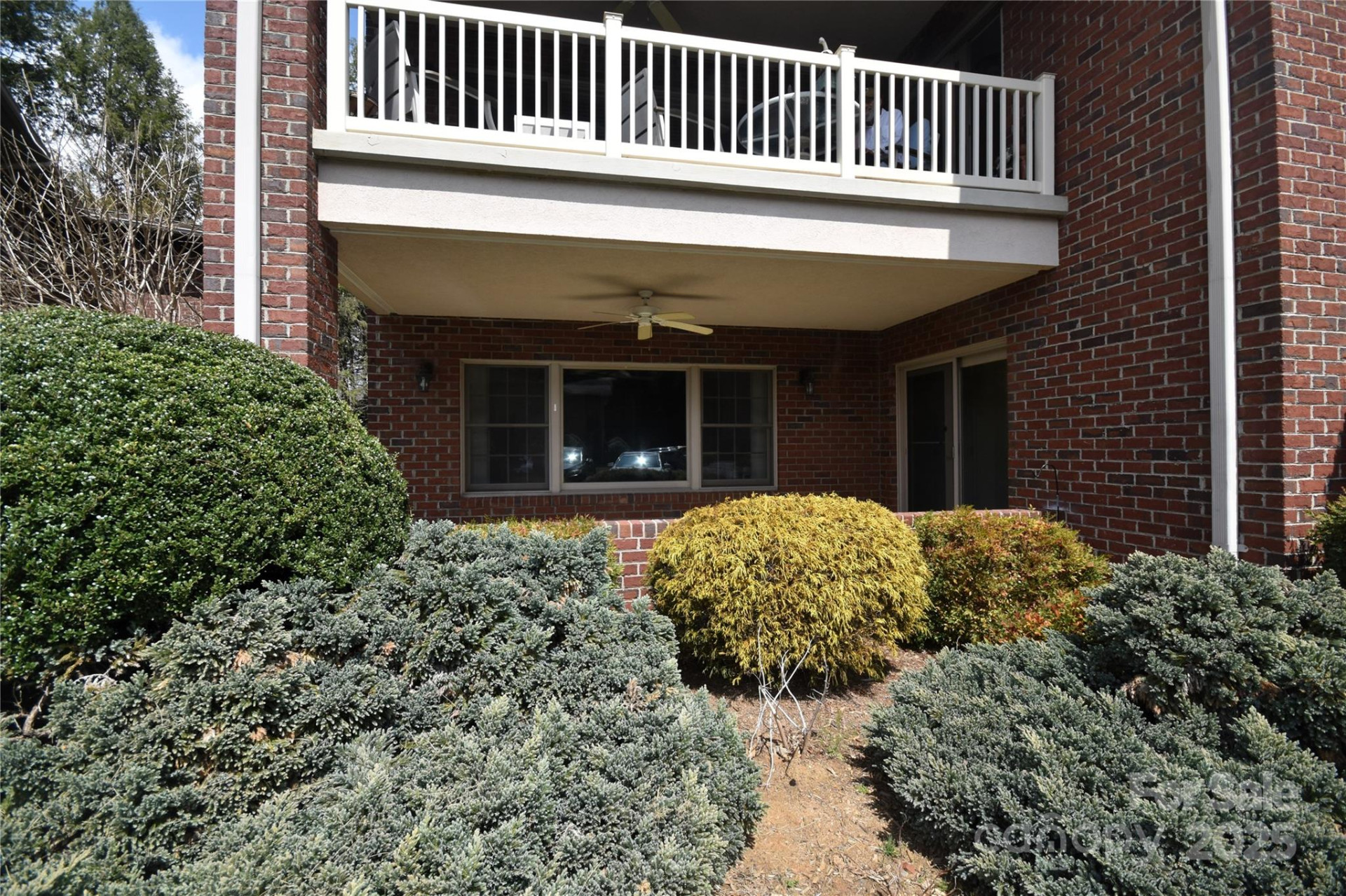 1465 Lakeshore Drive #D1 - Photo 3