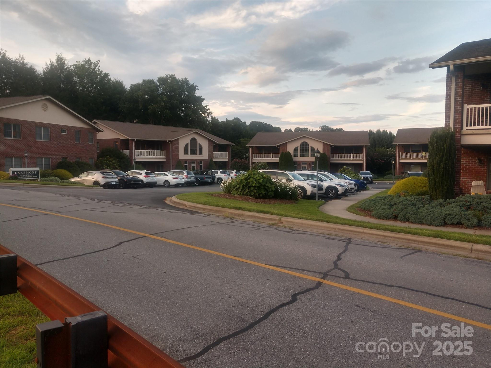 1465 Lakeshore Drive #D1 - Photo 29
