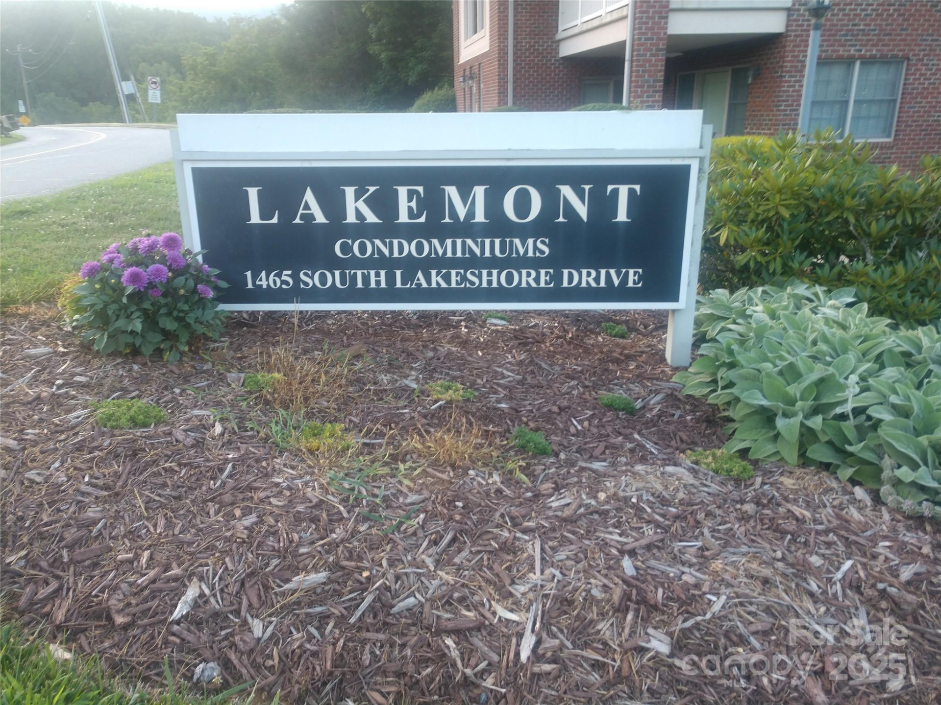 1465 Lakeshore Drive #D1 - Photo 30