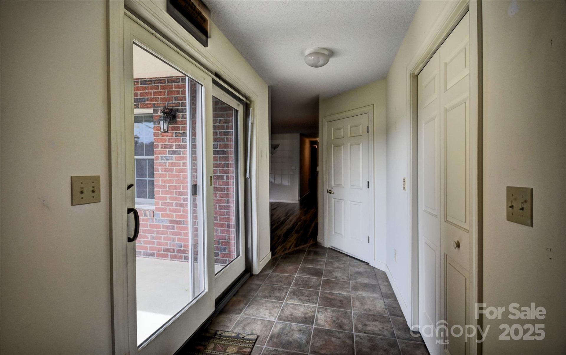 1465 Lakeshore Drive #D1 - Photo 8