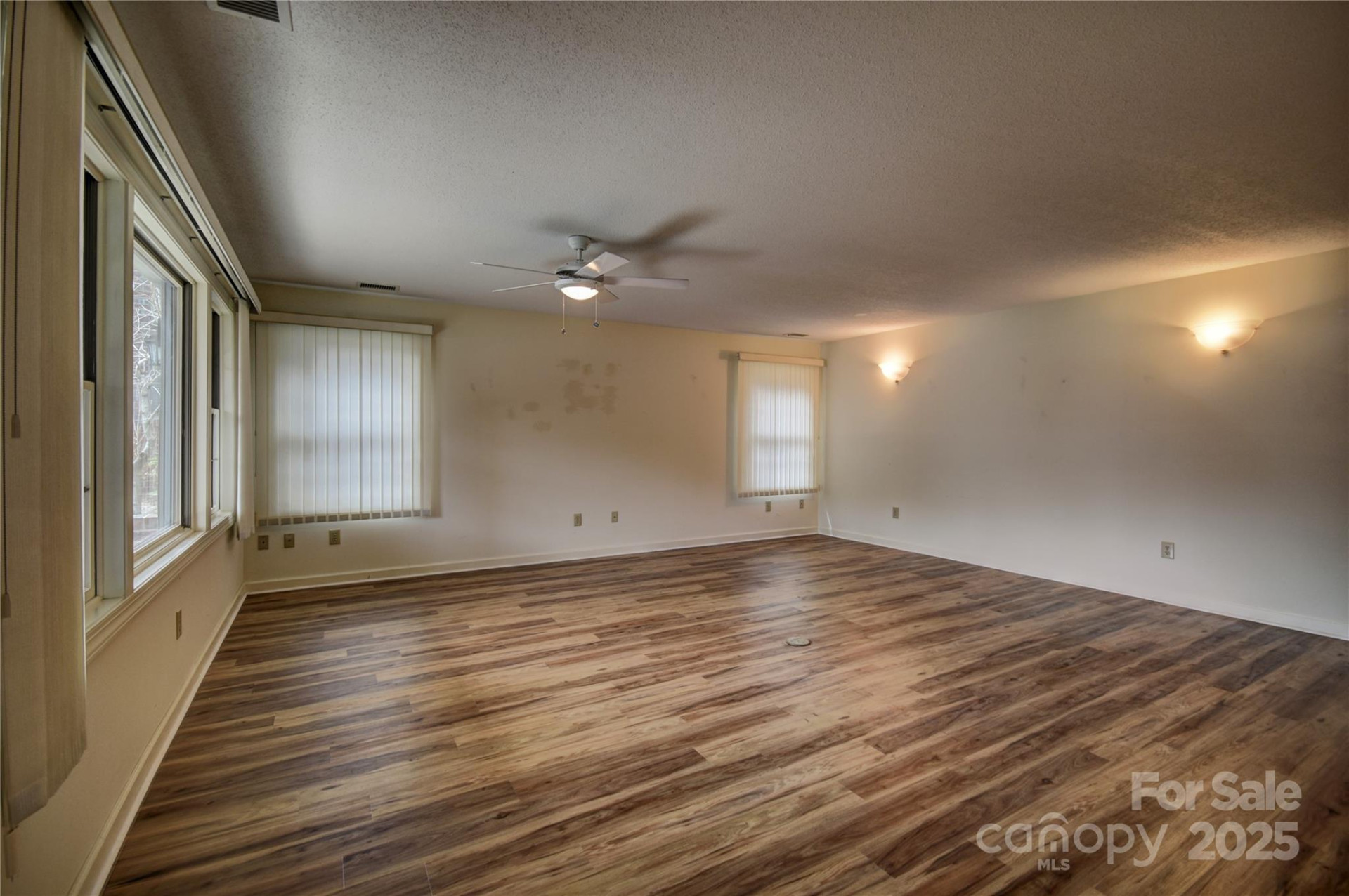 1465 Lakeshore Drive #D1 - Photo 9