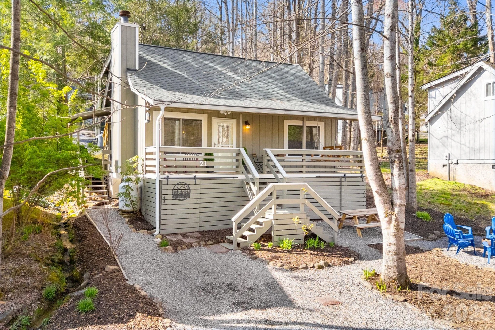 21 Susan Drive - Photo 2