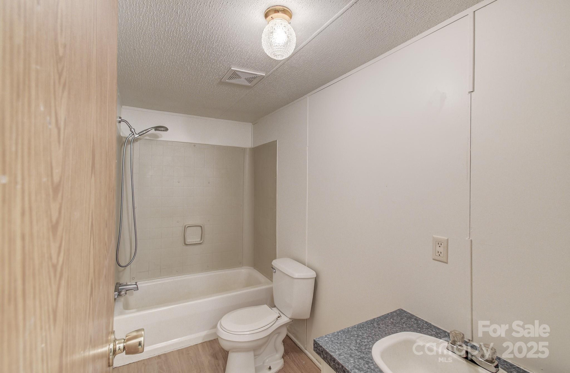 6 & 10 Lands End Drive - Photo 32