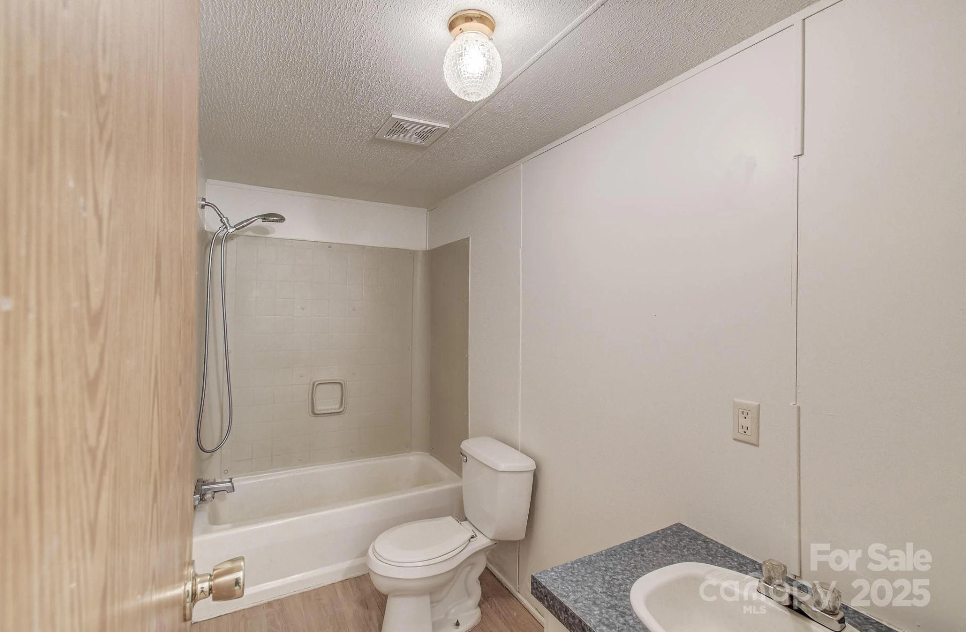 6 & 10 Lands End Drive - Photo 32