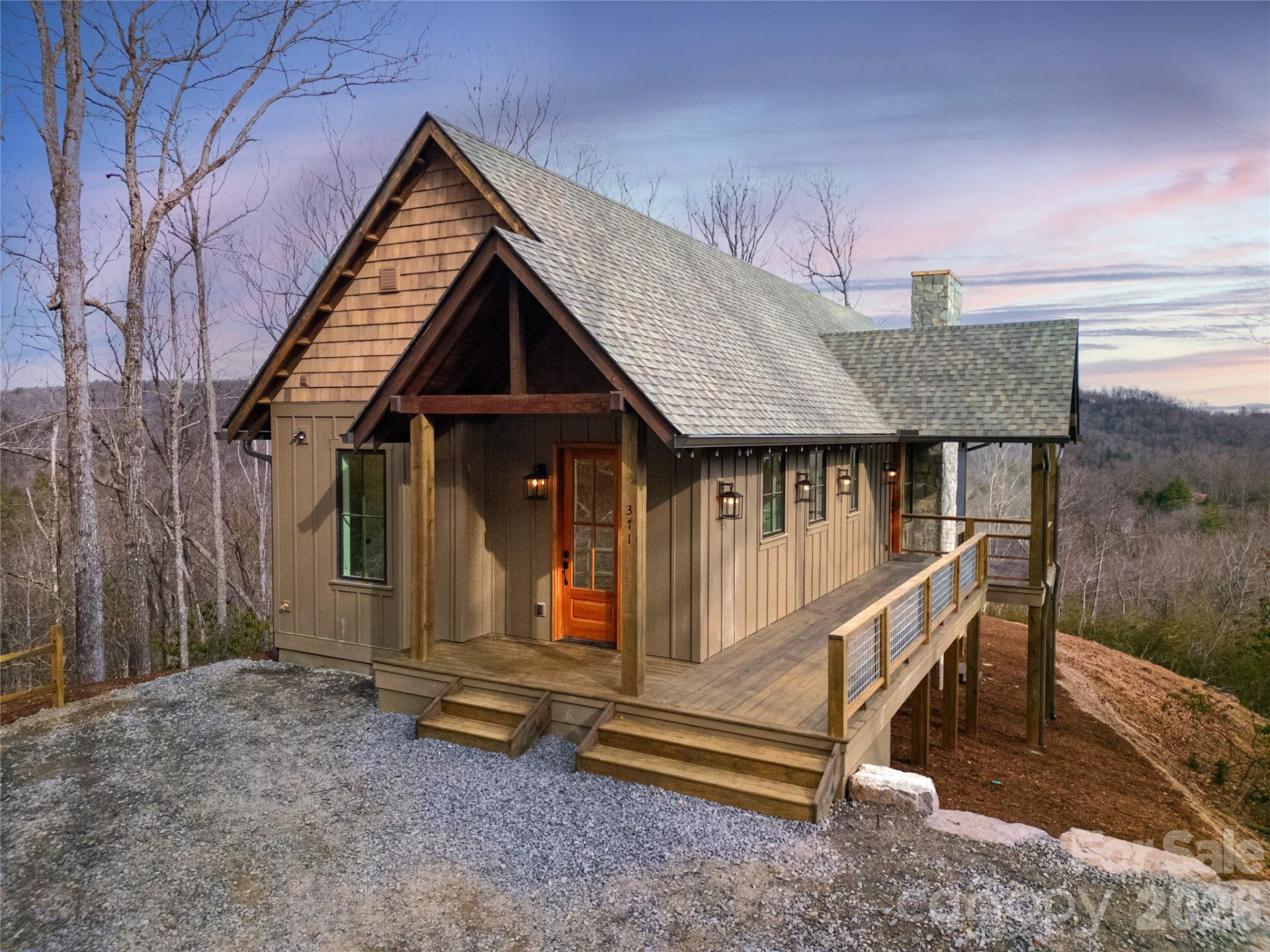 371 Falls View Drive - Photo 4