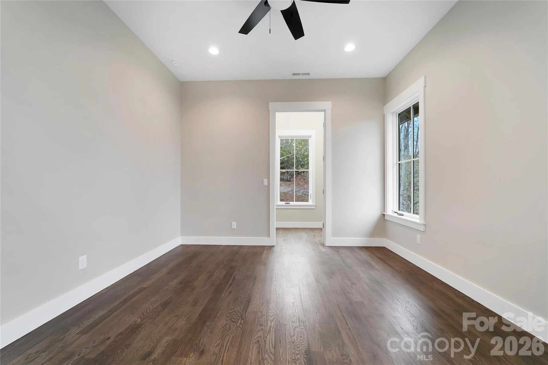 371 Falls View Drive - Photo 30