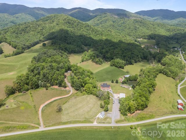 411 Big Sandy Mush Road