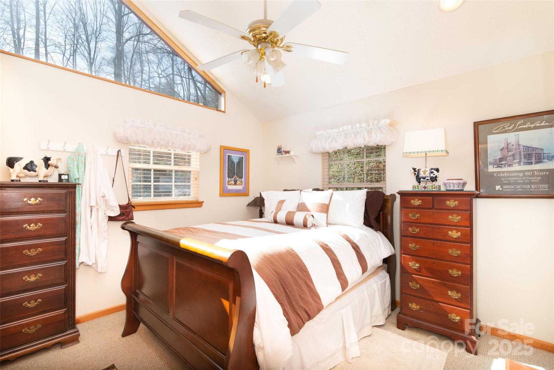 215 Honeysuckle Lane - Photo 8