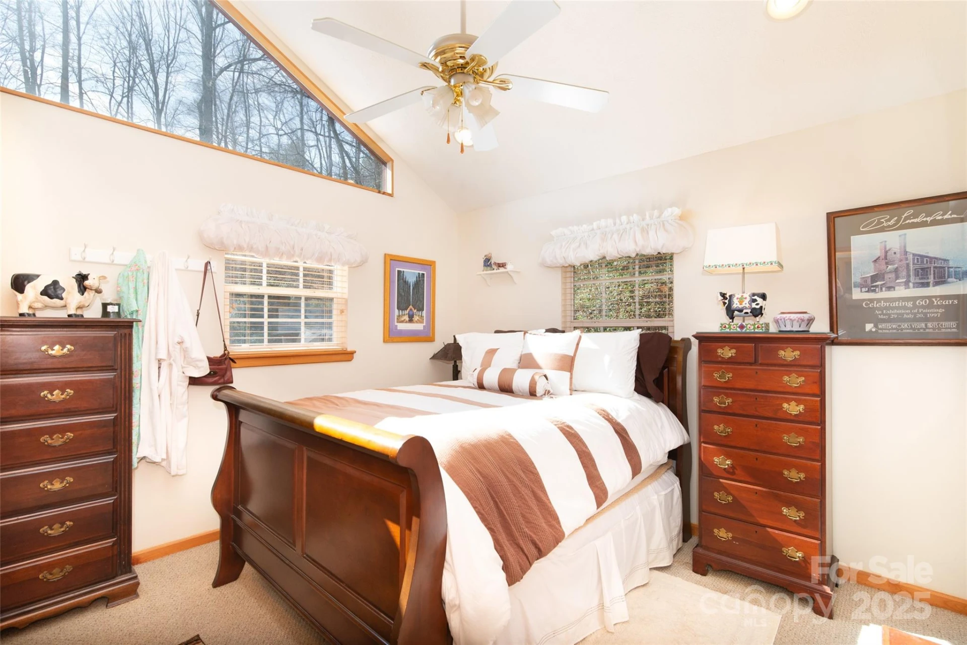 215 Honeysuckle Lane - Photo 8