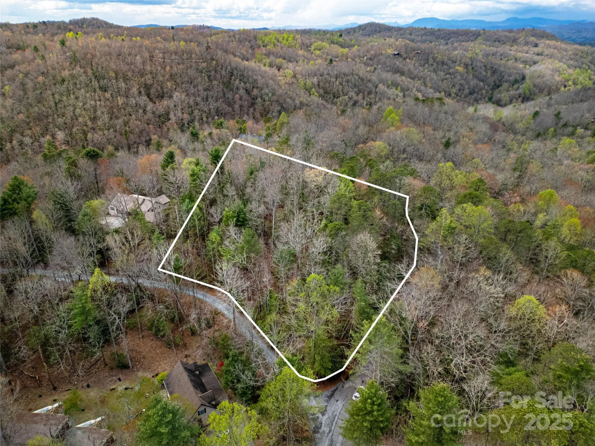 Lot 131 Thunder Road