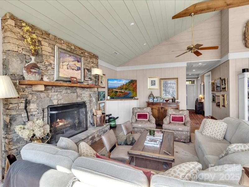 116 Dana Road - Photo 2