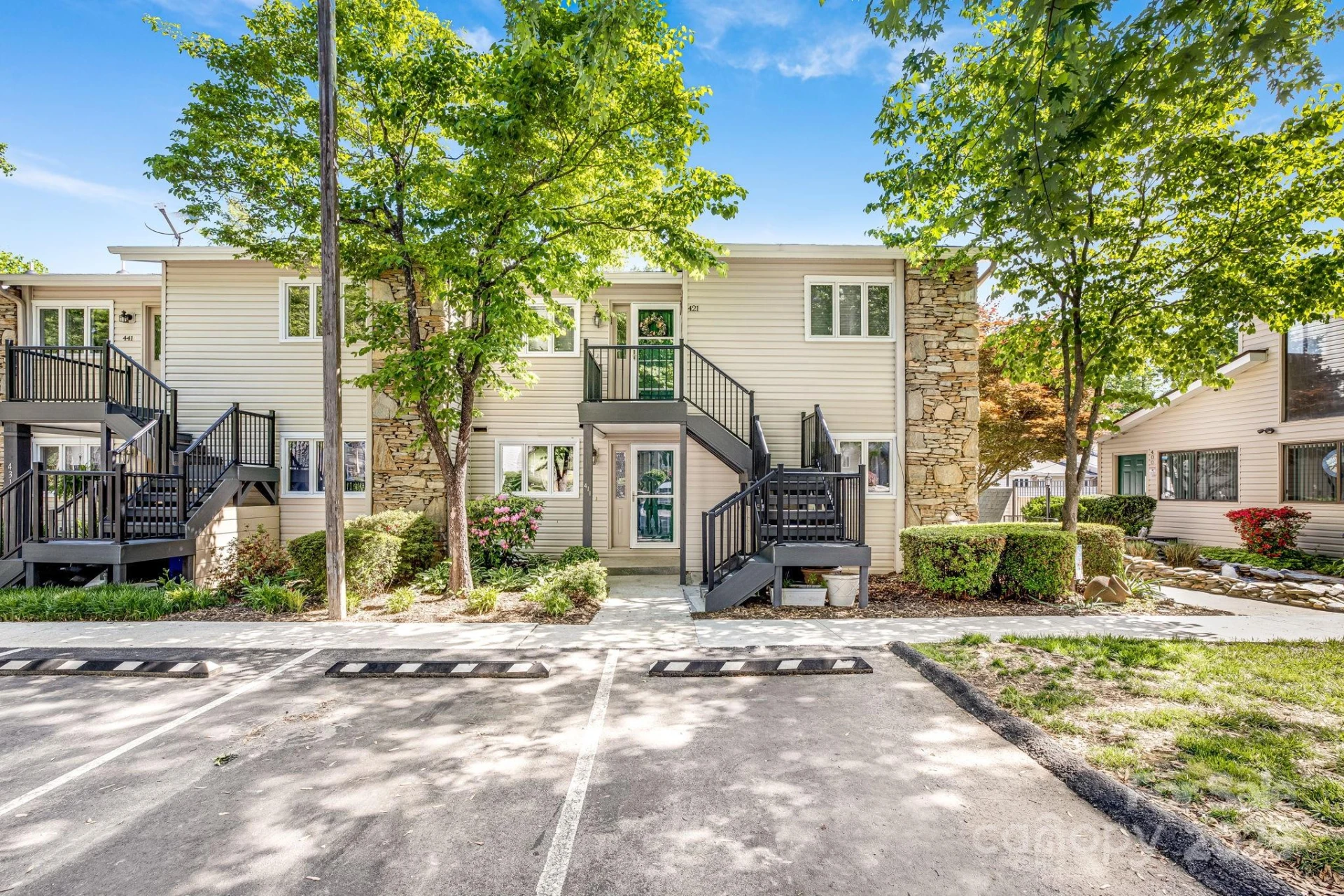 411 Britton Creek Drive #401