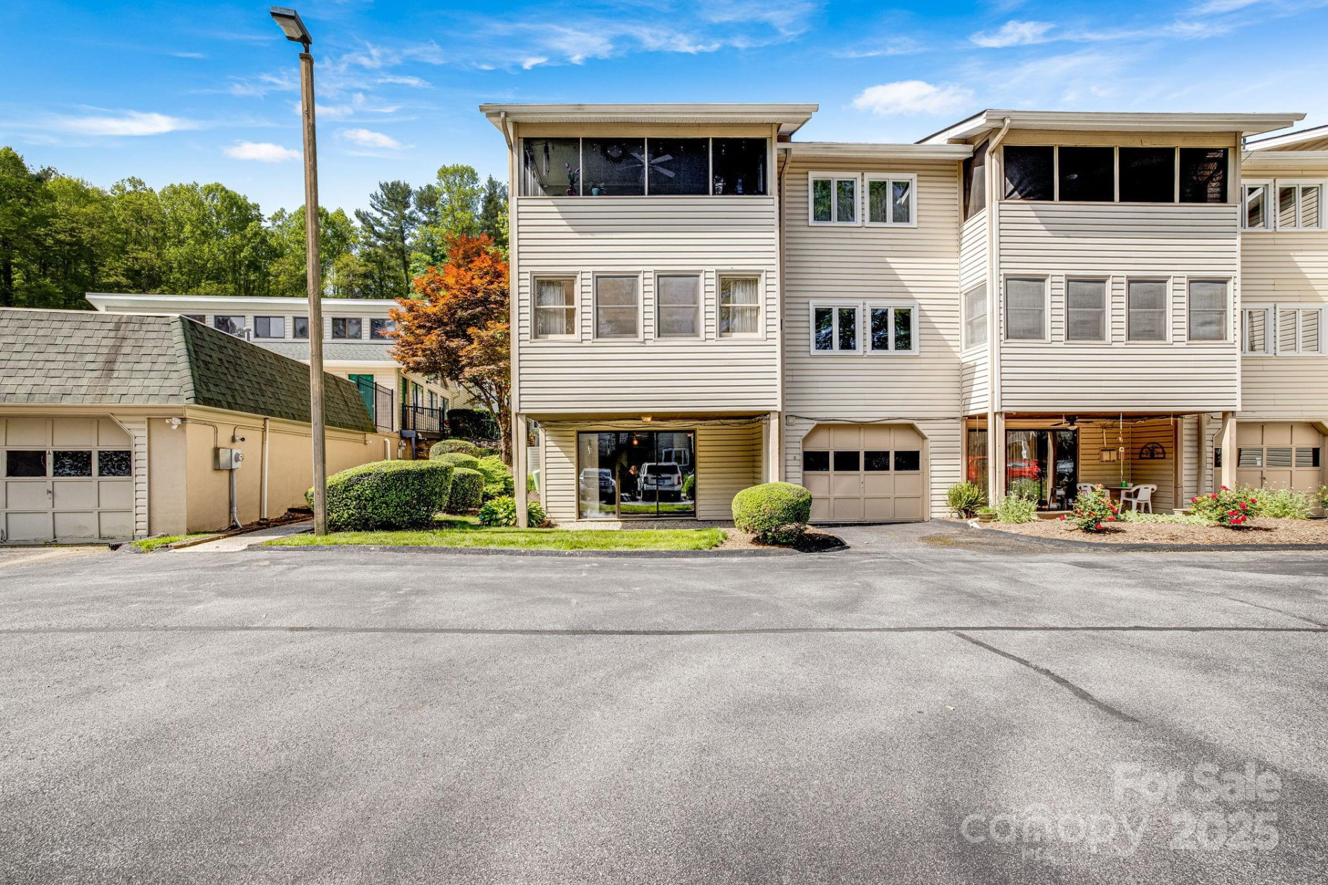 411 Britton Creek Drive #401 - Photo 2