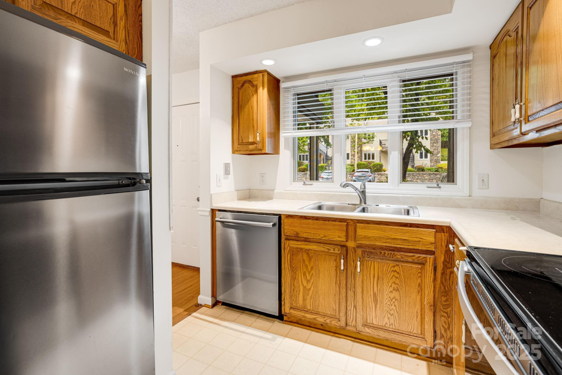 411 Britton Creek Drive #401 - Photo 4