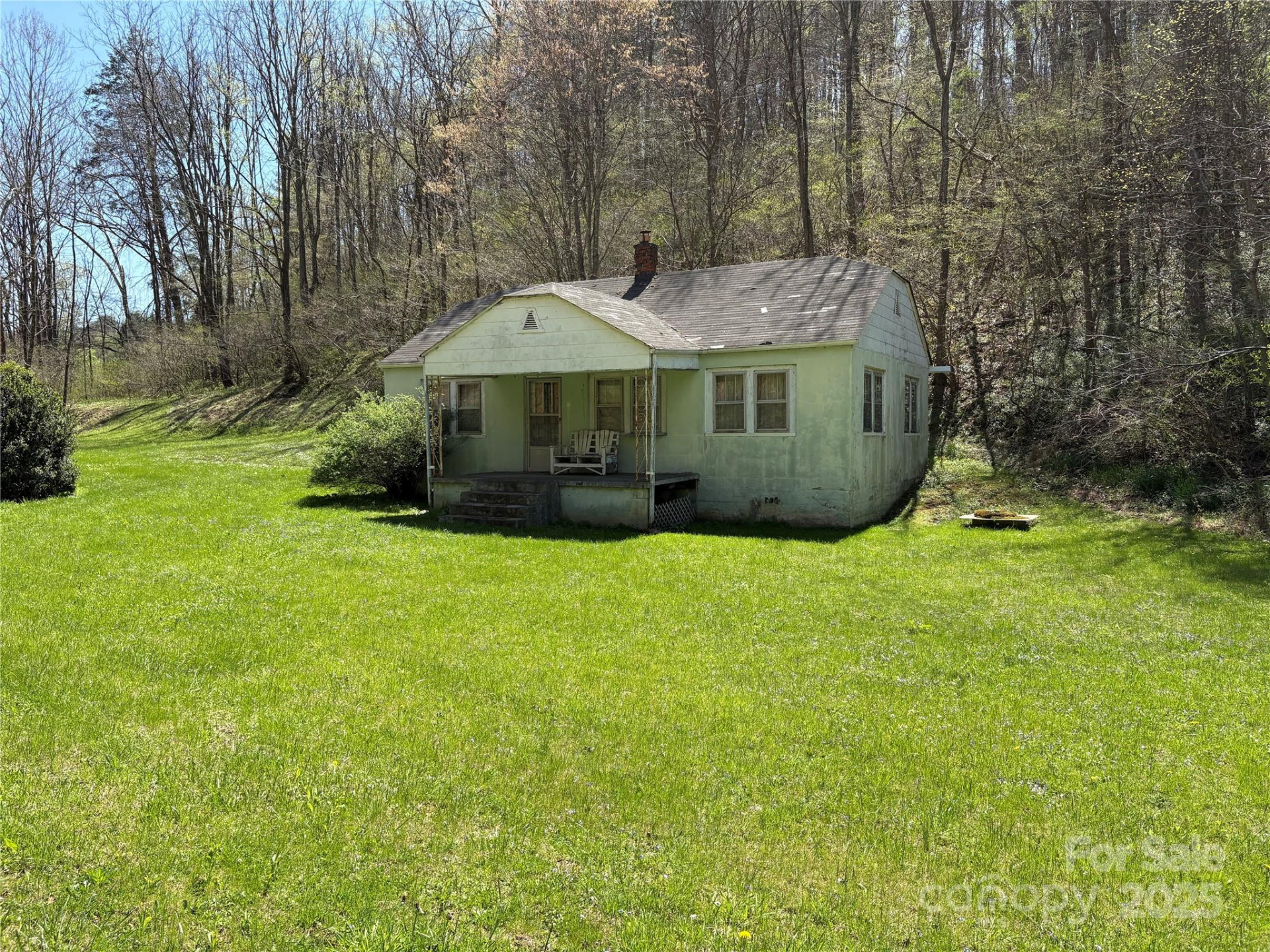 8951 US 25/70 Highway - Photo 2