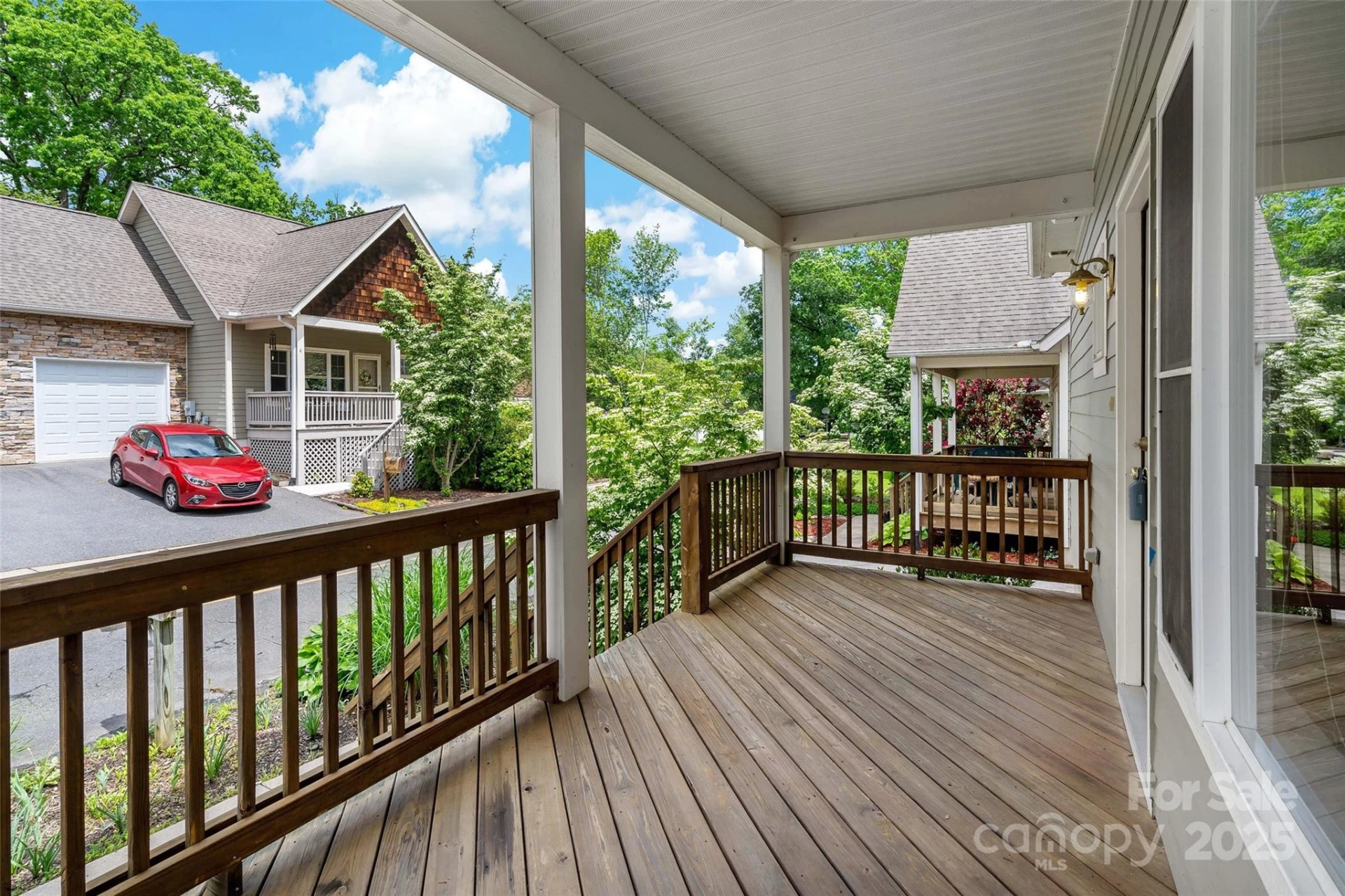 3 Teresa Way - Photo 2