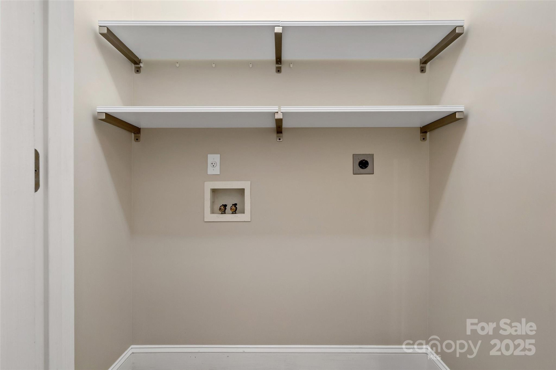 3 Teresa Way - Photo 12