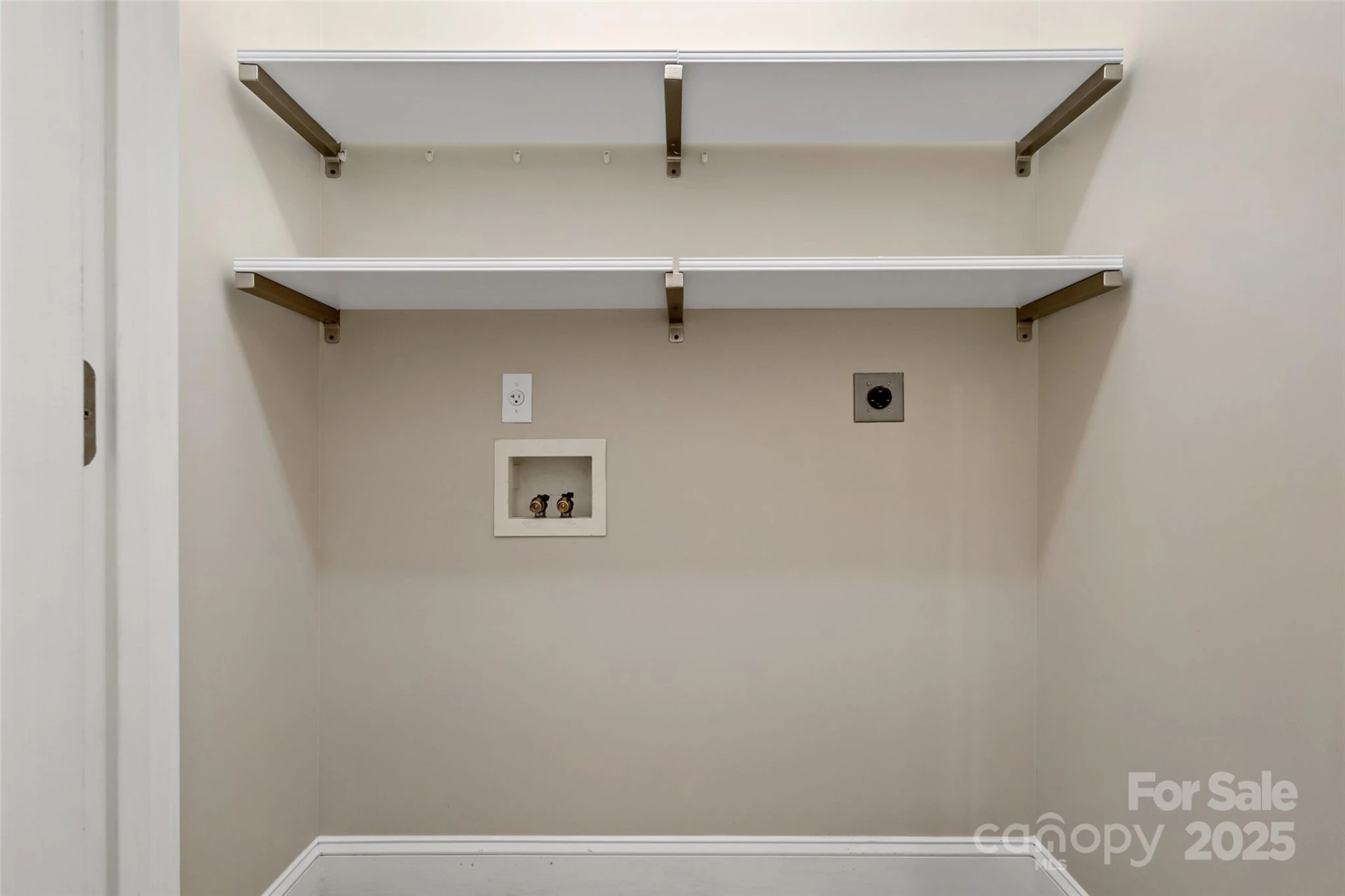 3 Teresa Way - Photo 12