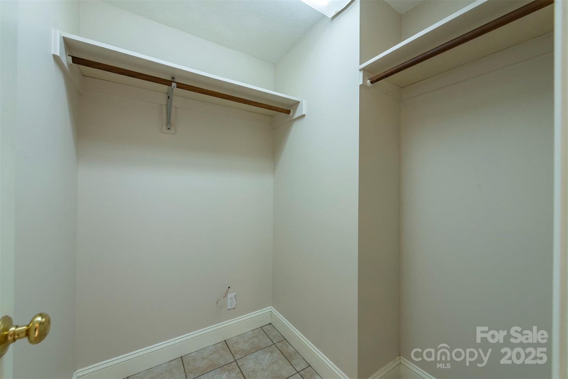 3 Teresa Way - Photo 15