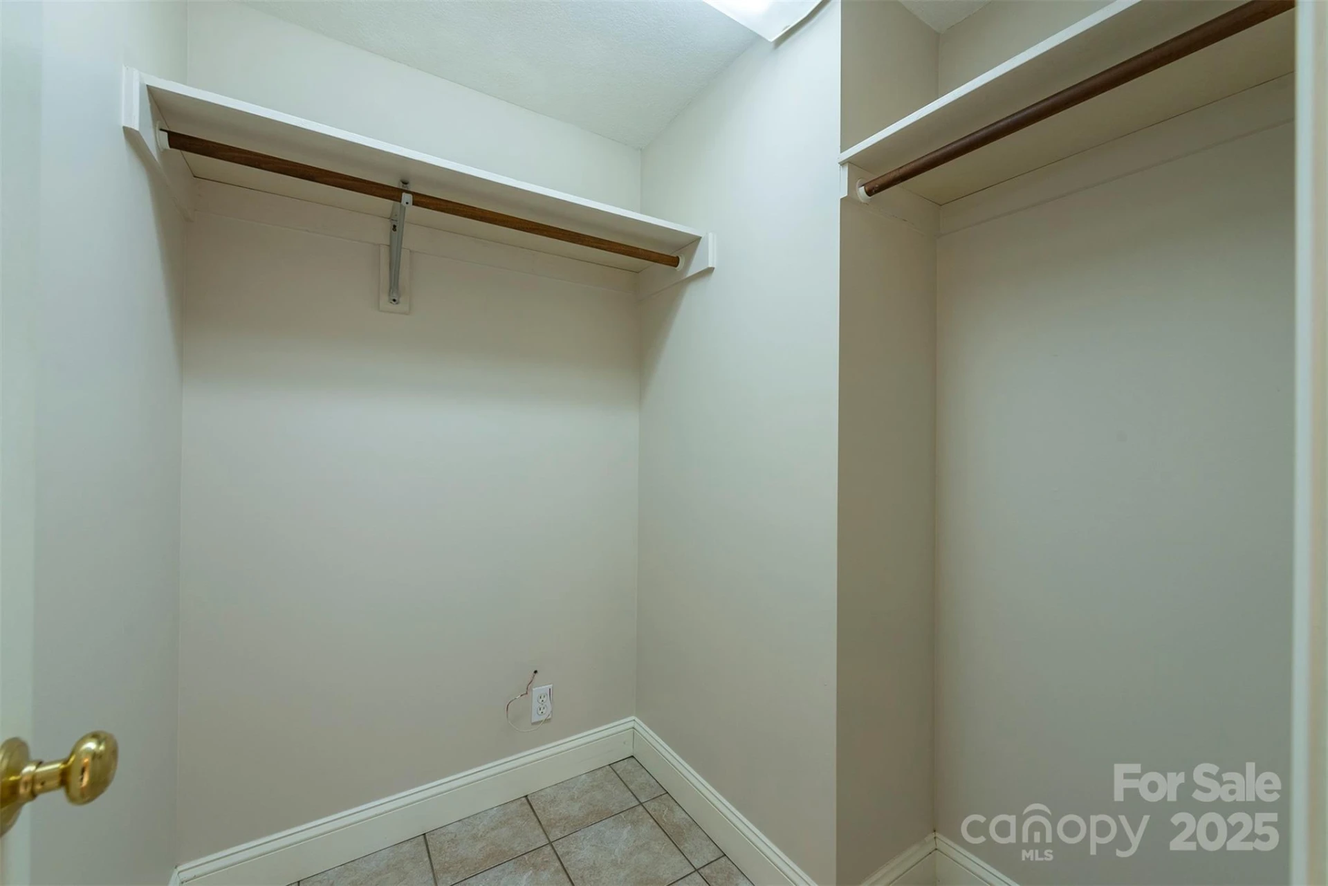 3 Teresa Way - Photo 15